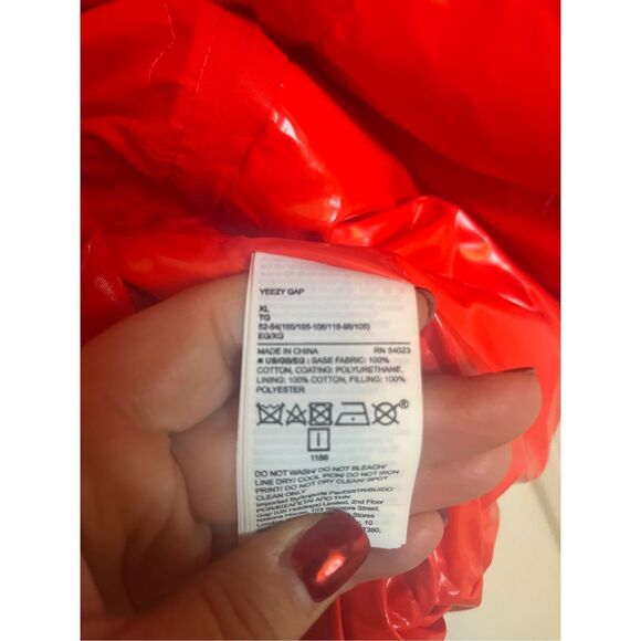 YEEZY X GAP YZY Round Jacket Red Puffer New [Yeezy x Gap collab] Size: X Large - Picture 8 of 11